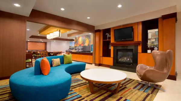 Fairfield Inn & Suites Fort Worth University Drive image
