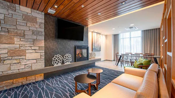 Fairfield Inn & Suites Duluth Waterfront photo