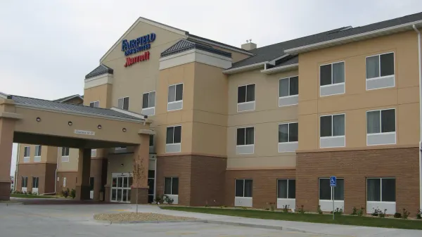 Fairfield Inn & Suites Ames image