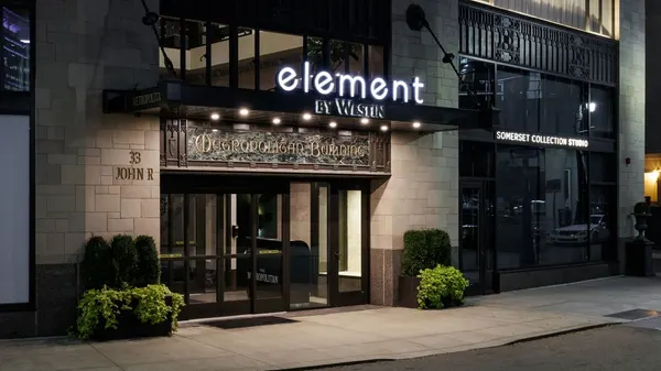 Element Detroit at the Metropolitan image