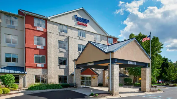 Fairfield Inn & Suites Detroit Livonia image