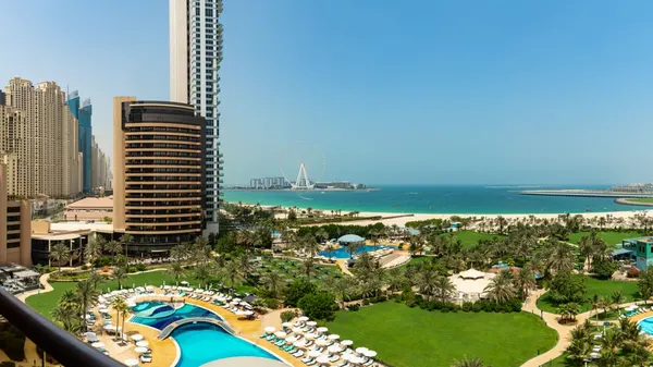 Le Royal Méridien Beach Resort & Spa image
