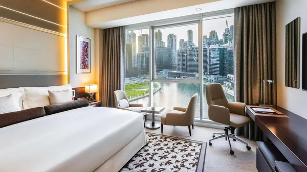 Renaissance Business Bay Hotel, Dubai image