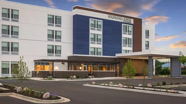 SpringHill Suites by Marriott Eau Claire photo