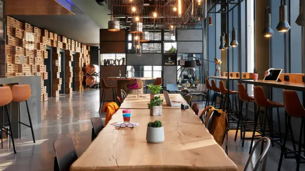 Moxy Edinburgh Fountainbridge image