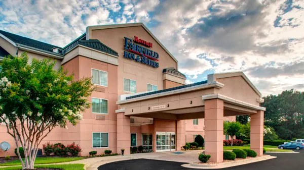 Fairfield Inn & Suites Emporia I-95 image