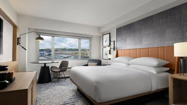 Sheraton Erie Bayfront Hotel photo