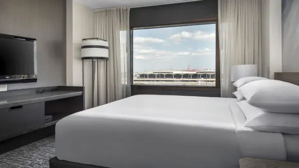 Newark Liberty International Airport Marriott photo