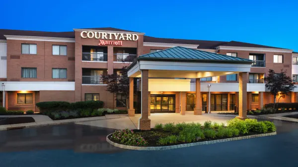 Courtyard West Orange image