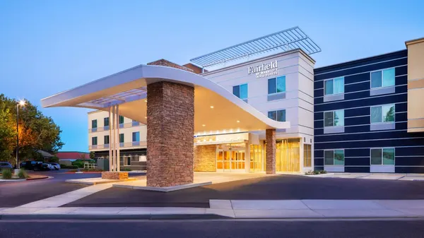 Fairfield Inn & Suites Fresno North/Shaw Avenue photo