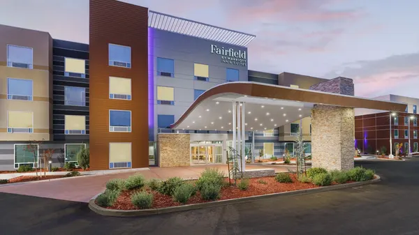Fairfield Inn & Suites Oakhurst Yosemite photo
