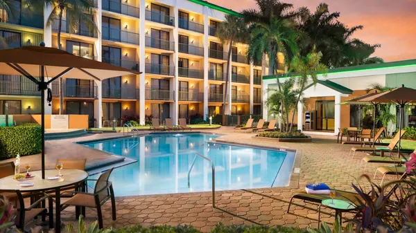 Courtyard Fort Lauderdale East/Lauderdale-by-the-Sea image