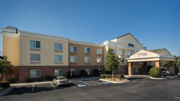 Fairfield Inn Hartsville image