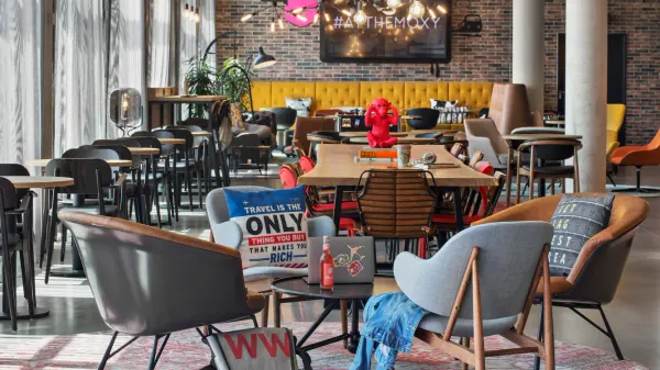Moxy Frankfurt Airport Kelsterbach image