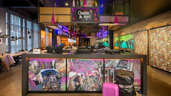 Moxy Glasgow Merchant City photo