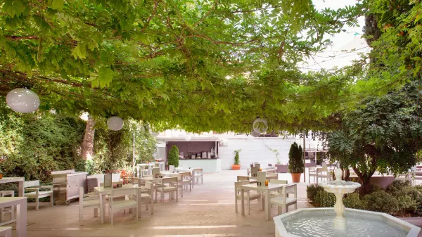 Hospes Palacio de los Patos, a Member of Design Hotels™ photo