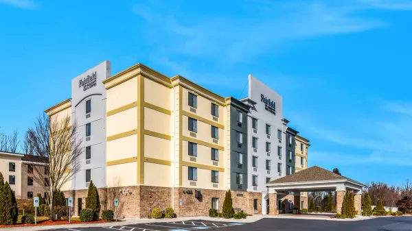 Fairfield Inn & Suites Greensboro Coliseum Area image