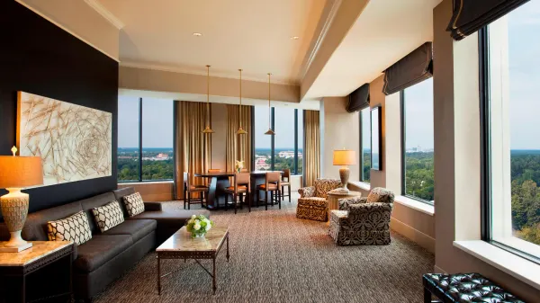 Sheraton Greensboro at Four Seasons photo