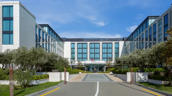 Baku Marriott Hotel Boulevard photo