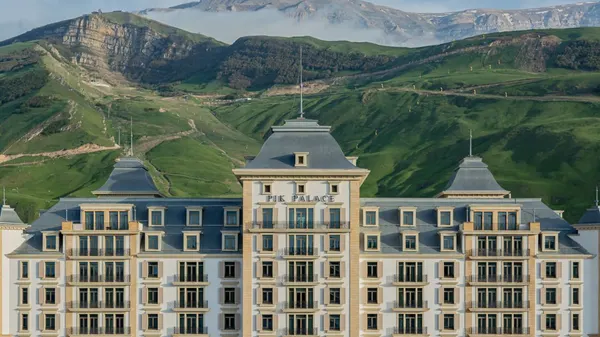 Pik Palace, Shahdag, Autograph Collection photo