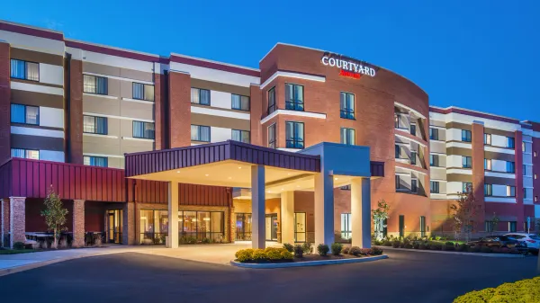 Courtyard Shippensburg image