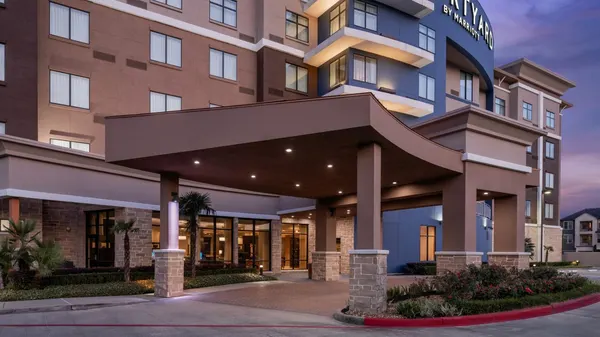 Courtyard Houston Kingwood image