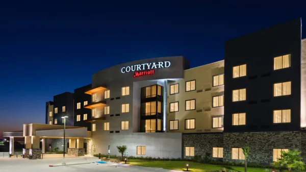 Courtyard Houston Katy Mills photo