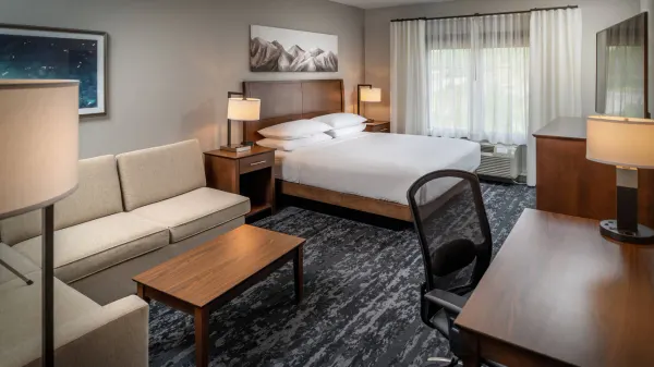 Delta Hotels Huntington Mall photo