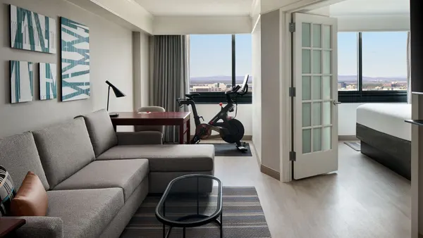 Washington Dulles Marriott Suites image