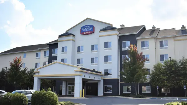 Fairfield Inn & Suites Strasburg Shenandoah Valley image