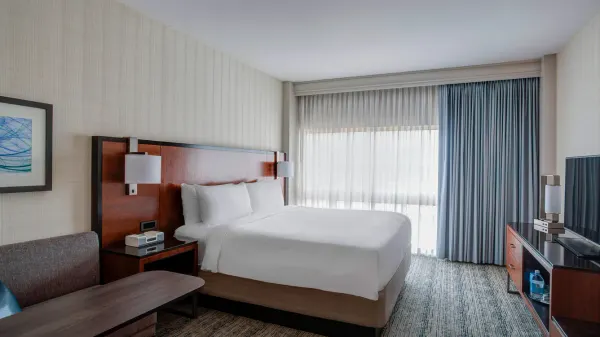 Houston Airport Marriott at George Bush Intercontinental photo