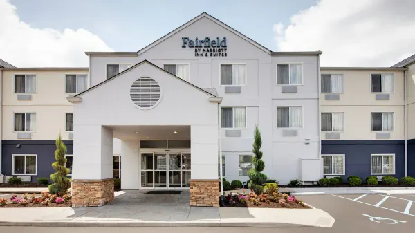 Fairfield Inn & Suites Indianapolis Airport image
