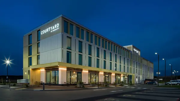 Courtyard Inverness Airport photo