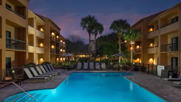 Courtyard Jacksonville at the Mayo Clinic Campus/Beaches photo