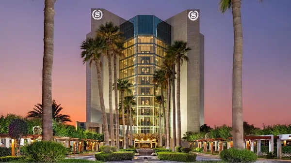 Sheraton Jeddah Hotel image