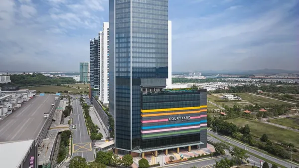 Courtyard Setia Alam photo
