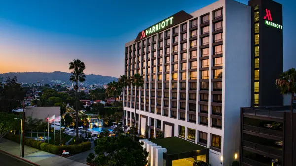 Beverly Hills Marriott photo
