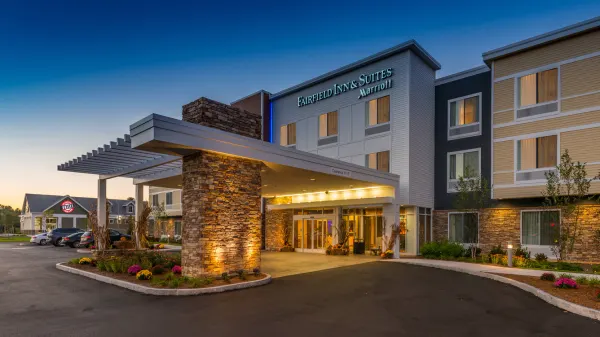 Fairfield Inn & Suites Plymouth White Mountains photo
