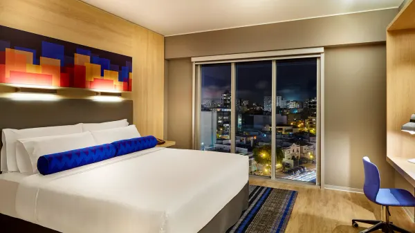 Aloft Lima Miraflores photo