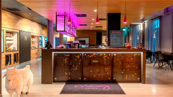 Moxy London Excel image