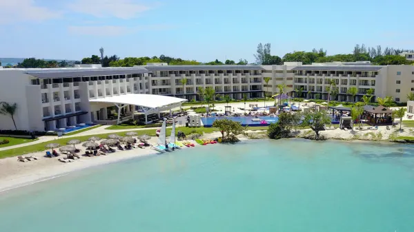 Royalton Negril, An Autograph Collection All-Inclusive Resort photo