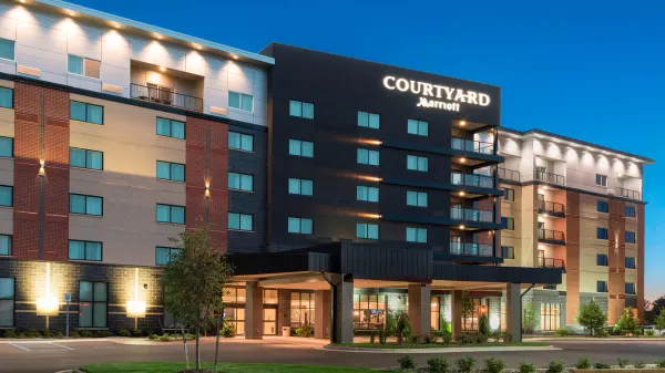 Courtyard Mt. Pleasant at Central Michigan University photo