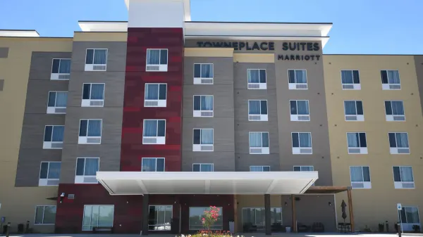 TownePlace Suites by Marriott Kansas City at Briarcliff image