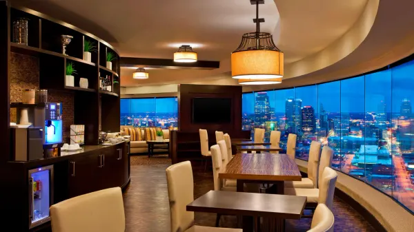 Sheraton Kansas City Hotel at Crown Center photo