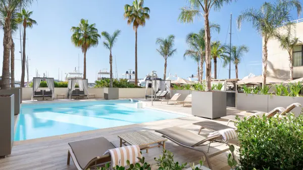 Riviera Marriott Hotel La Porte de Monaco photo