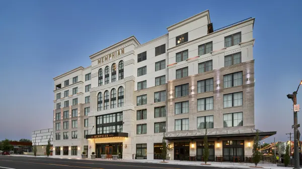 The Memphian, a Tribute Portfolio Hotel photo
