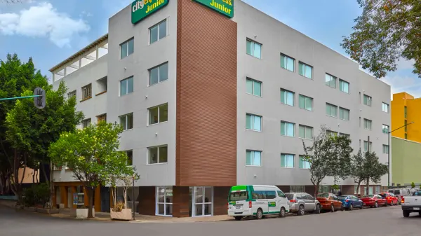 City Express Junior by Marriott Ciudad de México Sullivan image