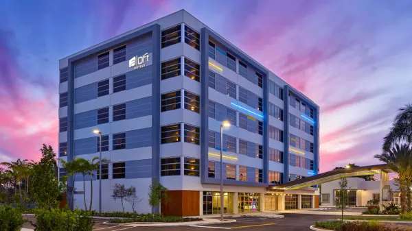 Aloft Miami Airport image