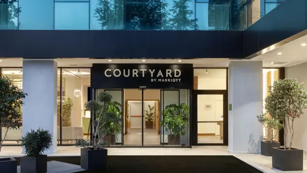Courtyard Milano Linate image