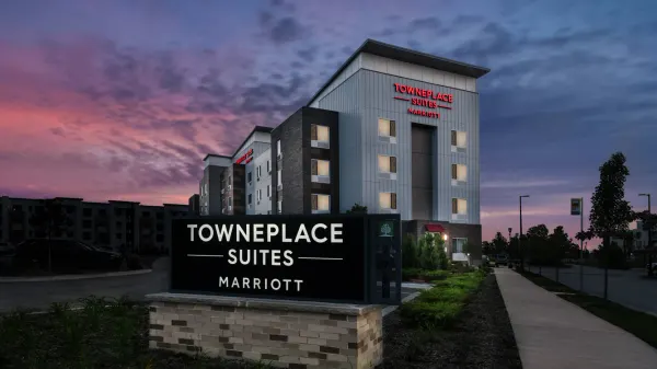 TownePlace Suites by Marriott Milwaukee Oak Creek image